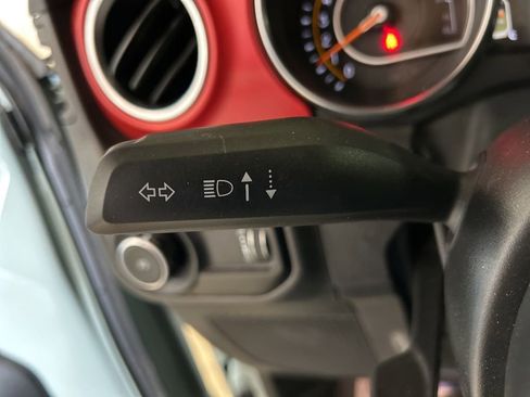 Used 2023 Jeep Wrangler Unlimited Rubicon w/ Cold Weather Group AWD/4WD image 18
