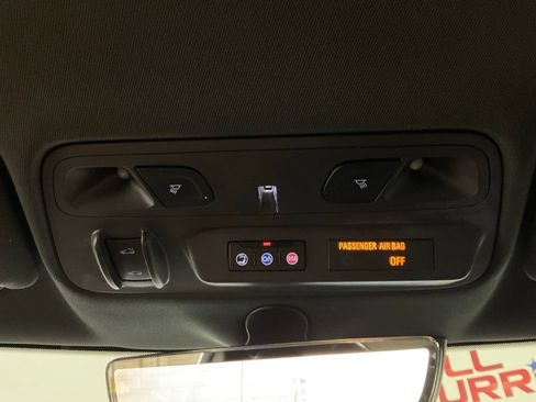 Used 2020 Chevrolet Camaro LT RWD image 19