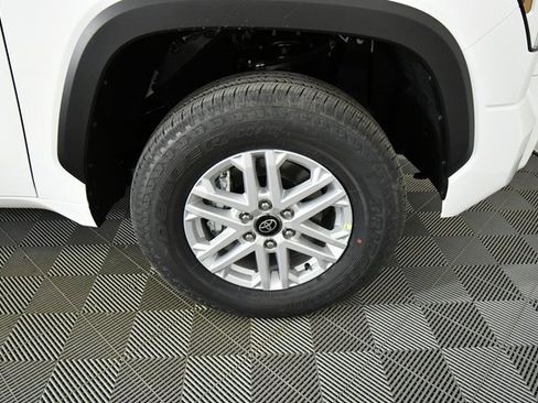 New 2026 Toyota Tundra SR5 image 17