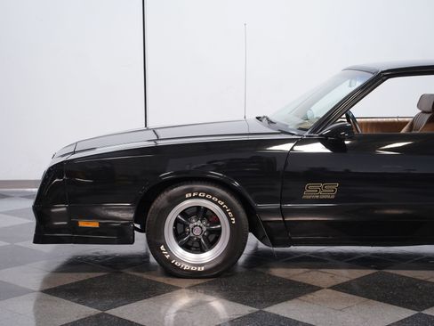 Used 1988 Chevrolet Monte Carlo SS RWD image 20