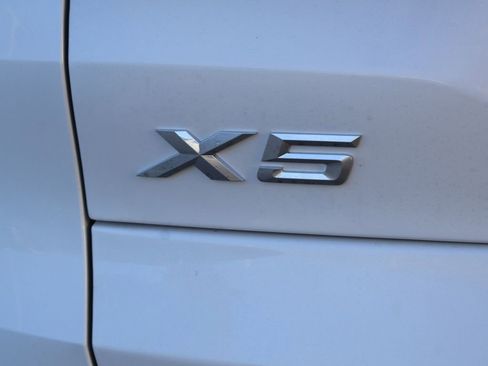 New 2026 BMW X5 xDrive40i w/ Executive Package image 21