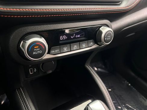 Used 2020 Nissan Kicks SR image 25