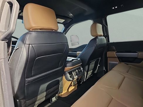 Used 2024 Ford F450 Lariat w/ Chrome Package image 33