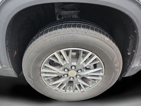 Used 2024 Chevrolet Traverse LT image 30