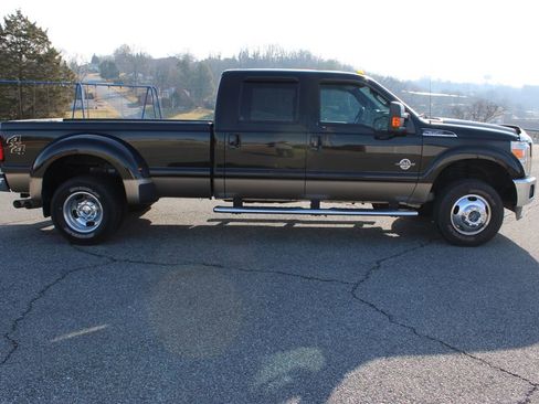 Used 2013 Ford F350 Lariat w/ Lariat Interior Pkg image 10
