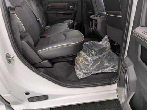 Used 2025 RAM 3500 Limited image 26