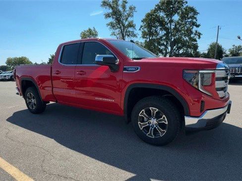 New 2026 GMC Sierra 1500 SLE w/ Preferred Package image 2