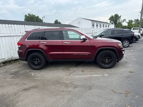 Used 2018 Jeep Grand Cherokee Limited AWD/4WD image 3