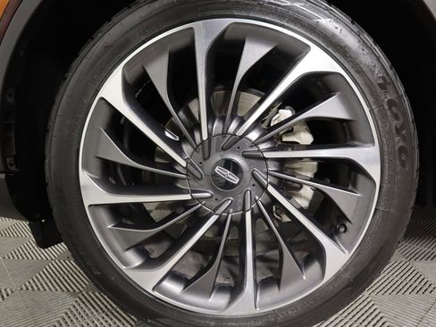 Used 2020 Lincoln Aviator Reserve w/ Equipment Group 202A image 34