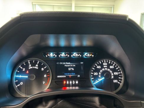 Used 2019 Ford F150 XLT w/ Equipment Group 302A Luxury AWD/4WD image 22