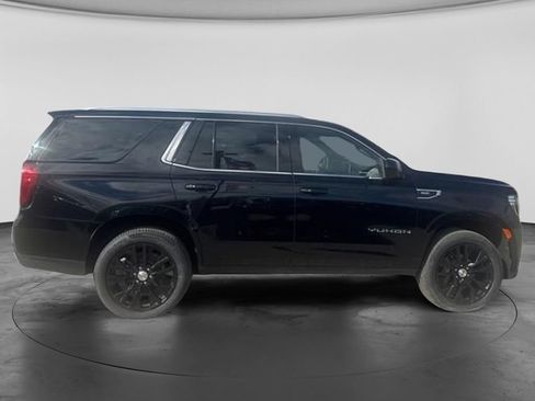 Used 2024 GMC Yukon SLE AWD/4WD image 11