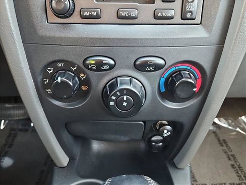 Used 2004 Hyundai Santa Fe GLS image 14