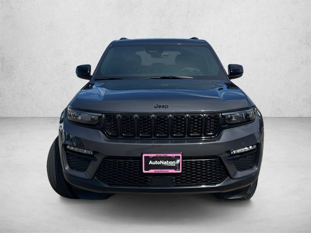 Certified 2025 Jeep Grand Cherokee Limited w/ Black Appearance Package AWD/4WD image 2