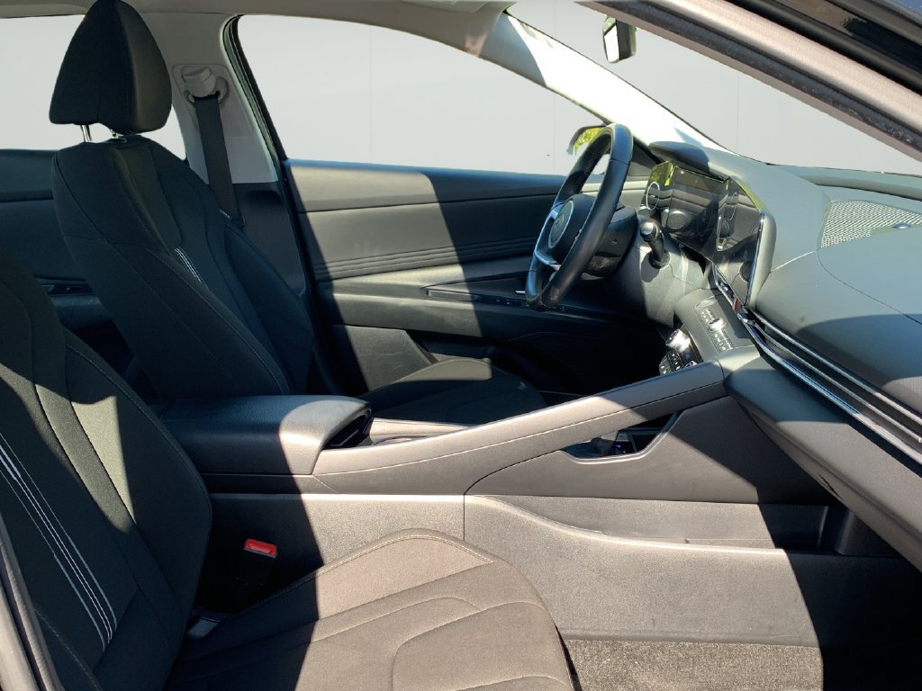 Used 2024 Hyundai Elantra SEL w/ Convenience Package FWD image 36