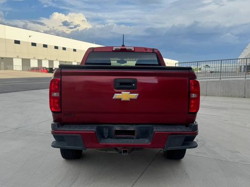 Used 2015 Chevrolet Colorado LT AWD/4WD image 4