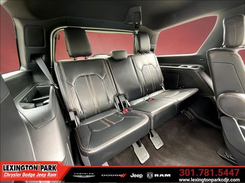 Used 2023 Ford Expedition Platinum AWD/4WD image 25