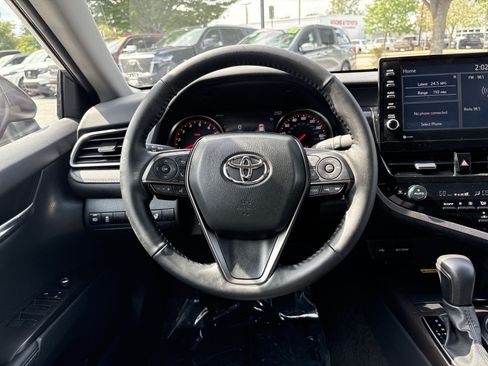 Used 2024 Toyota Camry XSE w/ Cold Weather Package FWD image 16