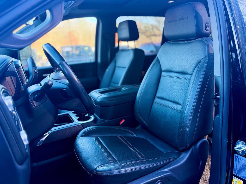 Used 2022 GMC Sierra 3500 Denali w/ Denali Ultimate Package AWD/4WD image 5