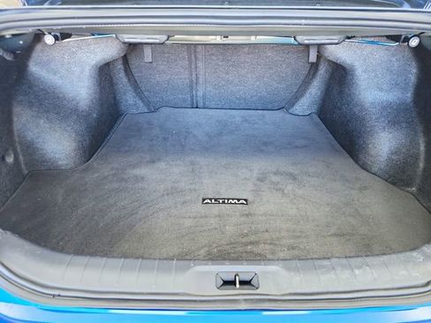 Used 2025 Nissan Altima 2.5 SR image 43