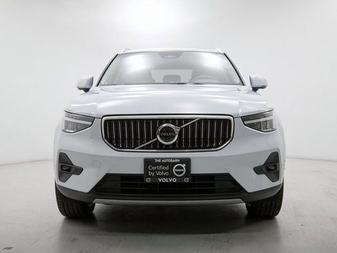 Certified 2024 Volvo XC40 B5 Plus w/ Protection Package Premier image 5