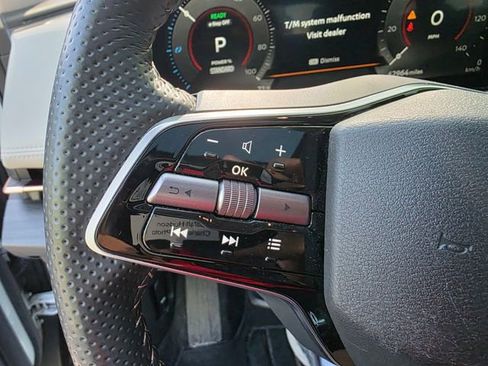 Used 2023 Nissan Ariya FWD image 24