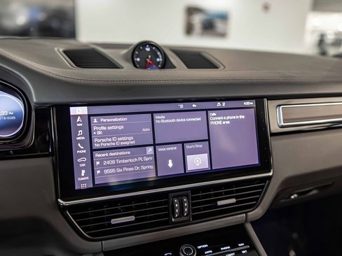 Used 2021 Porsche Cayenne GTS image 29