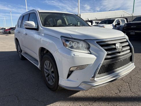 Used 2019 Lexus GX 460 Luxury image 4
