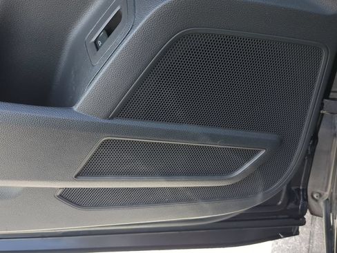 Used 2023 Volkswagen Atlas SE w/ Panoramic Sunroof Package FWD image 21
