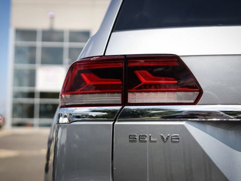 Used 2021 Volkswagen Atlas SEL Premium AWD/4WD image 15