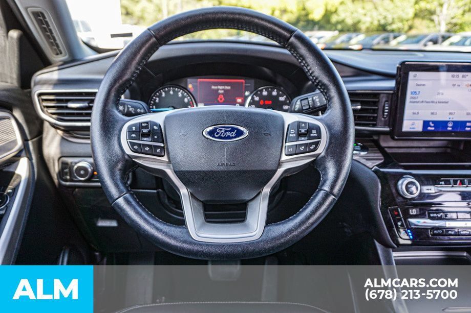Used 2021 Ford Explorer Limited w/ Equipment Group 301A RWD image 29