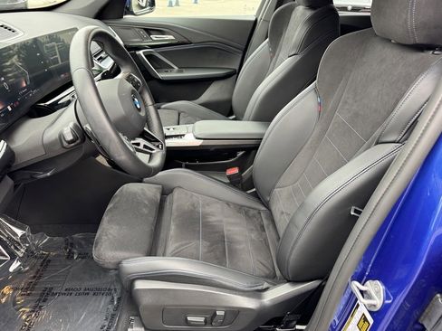 Used 2025 BMW X1 xDrive28i w/ Technology Package image 22