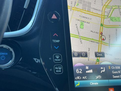 Used 2017 Toyota Prius Prime Advanced image 26