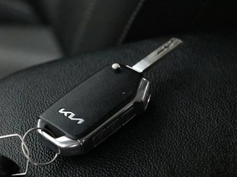 Used 2024 Kia Forte LXS FWD image 34