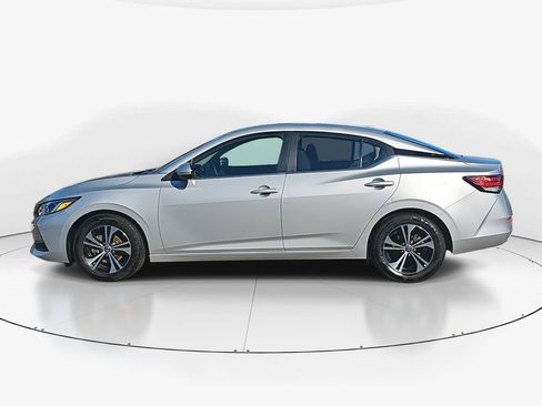 Used 2023 Nissan Sentra SV image 9