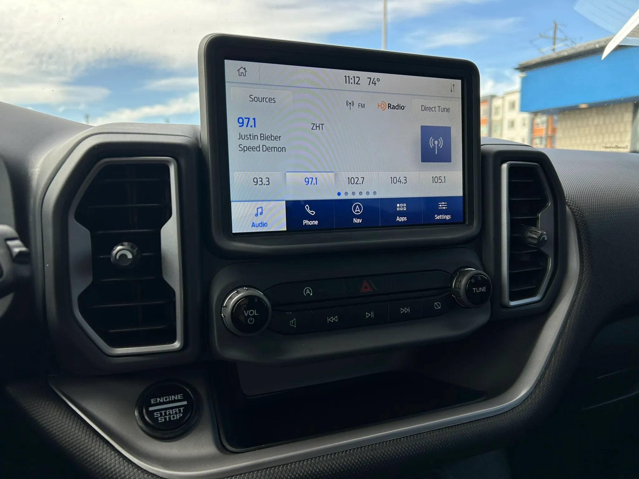 Used 2023 Ford Bronco Sport Outer Banks w/ Tech Package AWD/4WD image 15