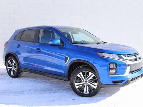 New 2026 Mitsubishi Outlander Sport SE image 1