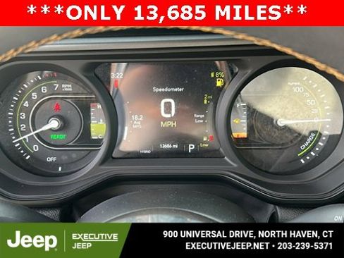 Used 2024 Jeep Wrangler Unlimited Sahara w/ Safety Group image 13