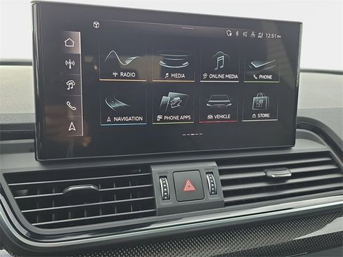 Used 2024 Audi SQ5 Prestige image 25