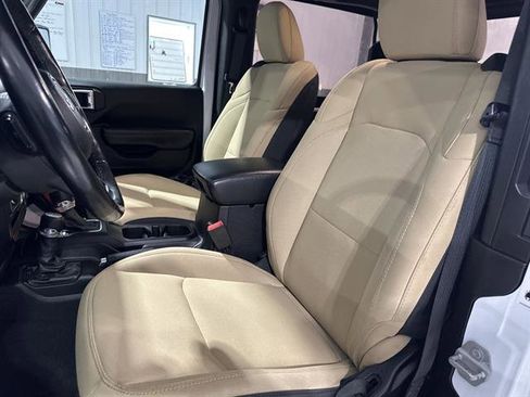 Used 2020 Jeep Wrangler Sport image 16