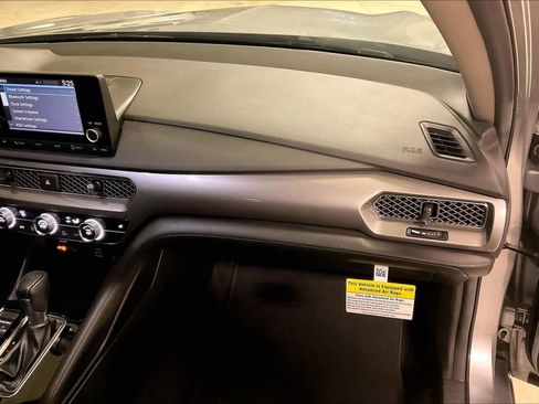 Used 2024 Acura Integra image 17