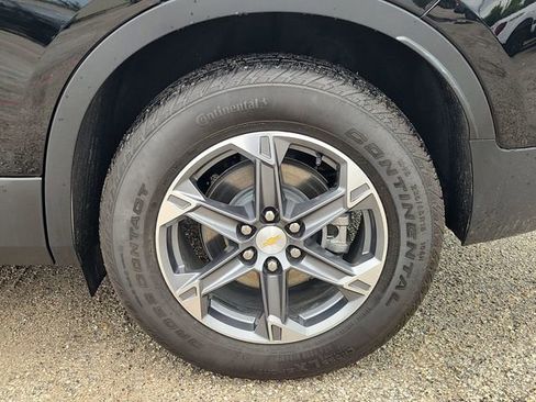 Used 2025 Chevrolet Blazer LT w/ LPO, Cargo Package FWD image 31