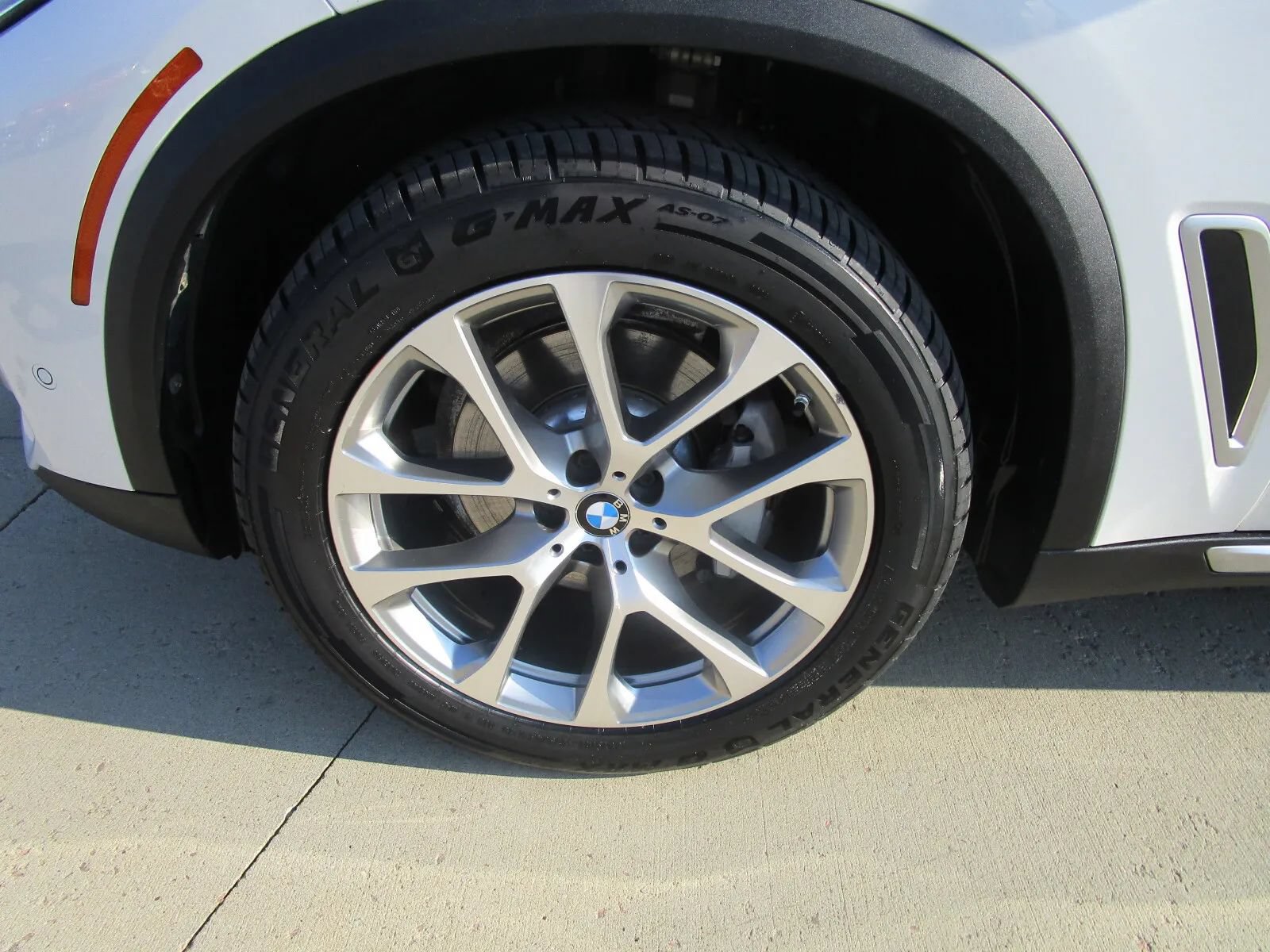 Used 2020 BMW X5 xDrive40i w/ Convenience Package AWD/4WD image 30