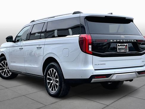 Used 2025 Ford Expedition Max Platinum image 11