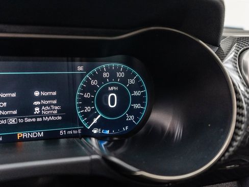 Used 2022 Ford Mustang Shelby GT500 w/ Carbon Fiber Track Pack image 97