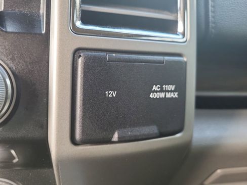 Used 2015 Ford F150 Lariat w/ Equipment Group 502A Luxury image 14