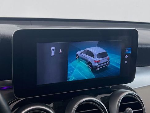 Used 2021 Mercedes-Benz GLC 300 image 15