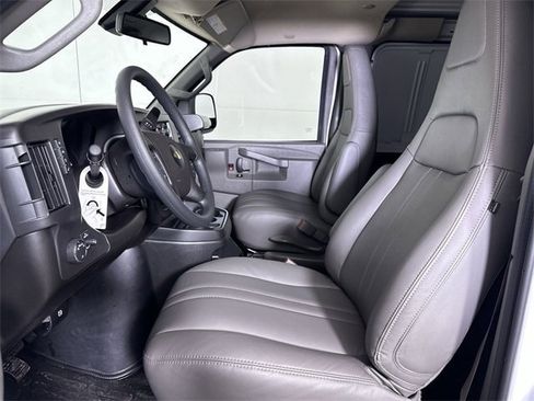 New 2025 Chevrolet Express 2500 w/ Driver Convenience Package image 18