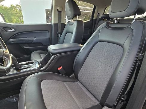 Certified 2017 Chevrolet Colorado Z71 AWD/4WD image 17
