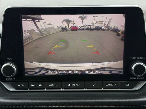 Certified 2023 Nissan Rogue SV image 31