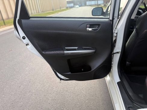 Used 2011 Subaru Impreza WRX Hatchback image 37